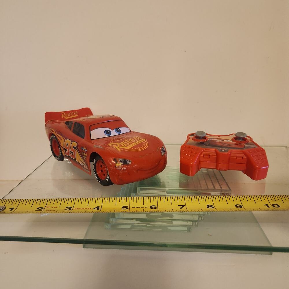 Disney Lightning McQueen Cars Remote Control rechargeable Car